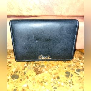 Preloved Coach leather wallet
